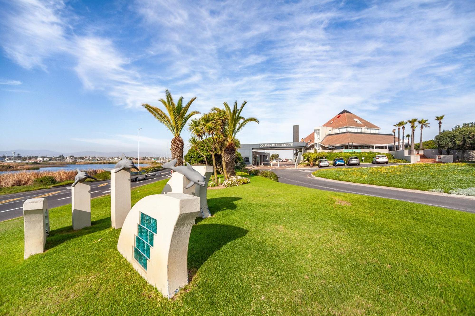 Luxury Private Beachfront 2 Bedroom Dolphin Apartment, Blouberg, Cape Town Exterior photo