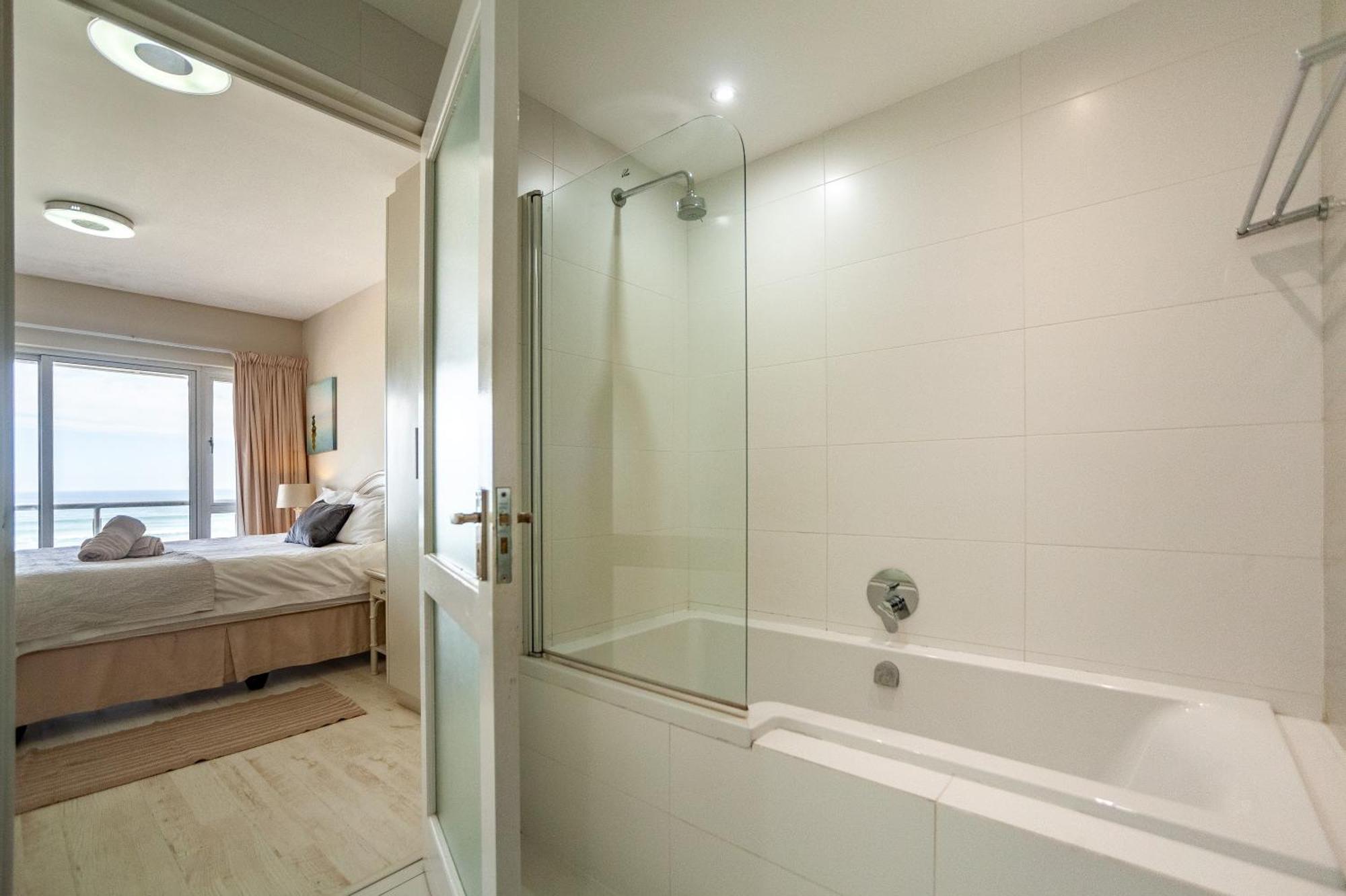 Luxury Private Beachfront 2 Bedroom Dolphin Apartment, Blouberg, Cape Town Exterior photo