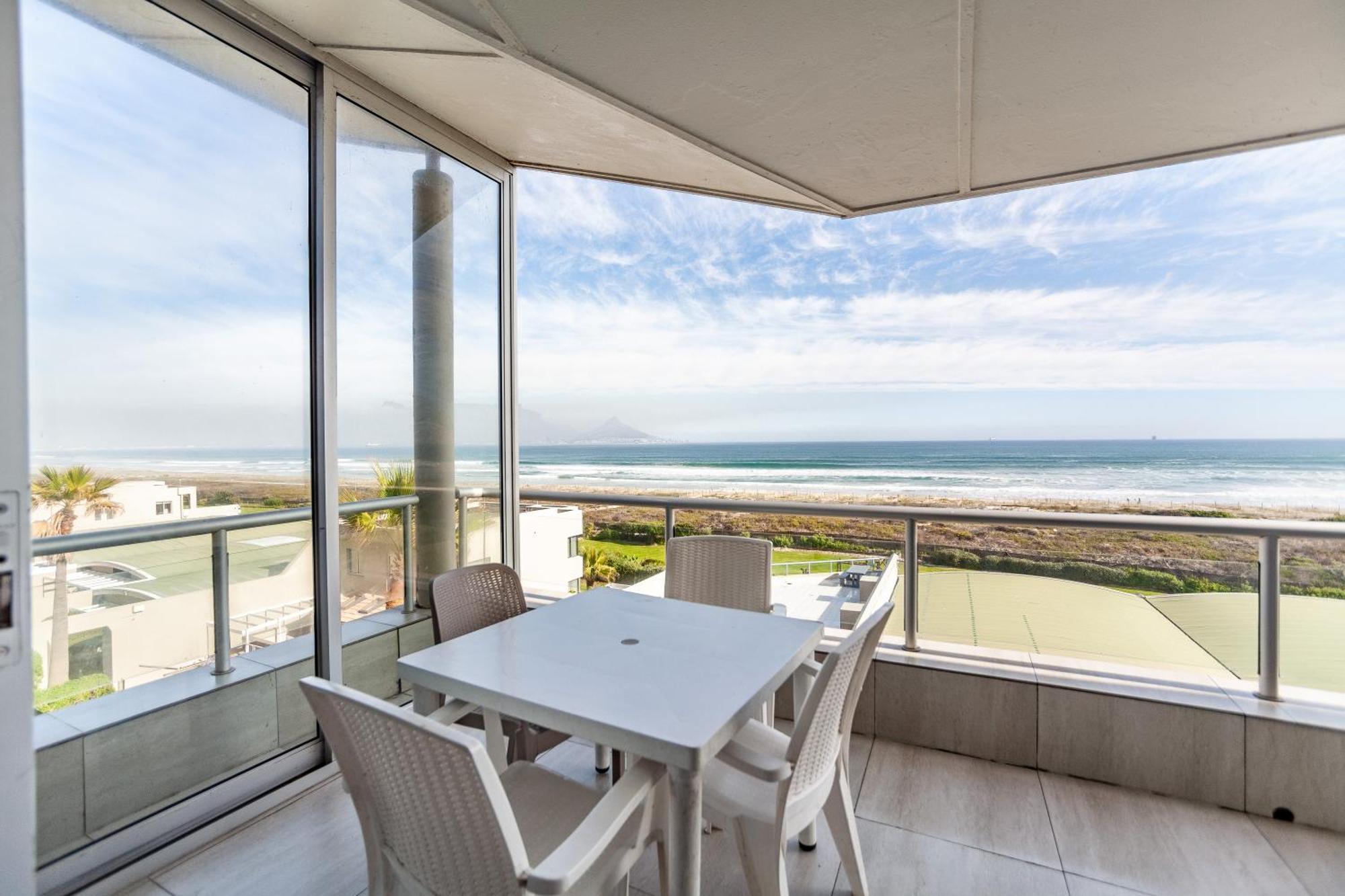 Luxury Private Beachfront 2 Bedroom Dolphin Apartment, Blouberg, Cape Town Exterior photo
